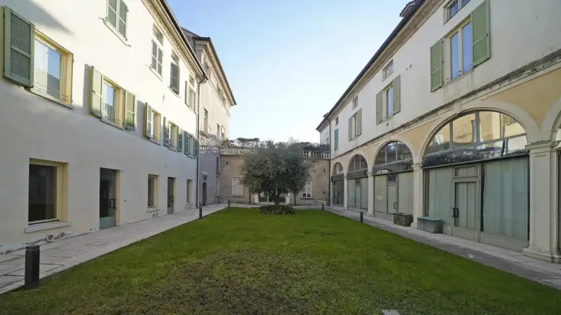 Elegantes Penthaus im Herzen von Castiglione delle Stiviere, Castiglione delle Stiviere
