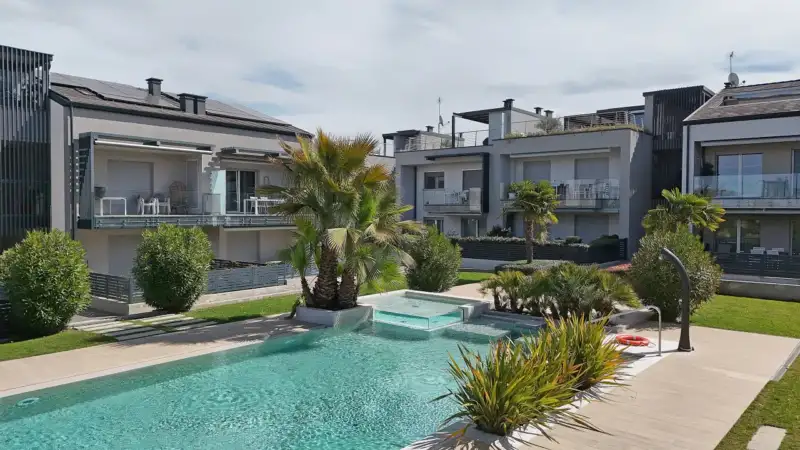 Incantevole Appartamento Trilocale a Peschiera del Garda, Peschiera del Garda