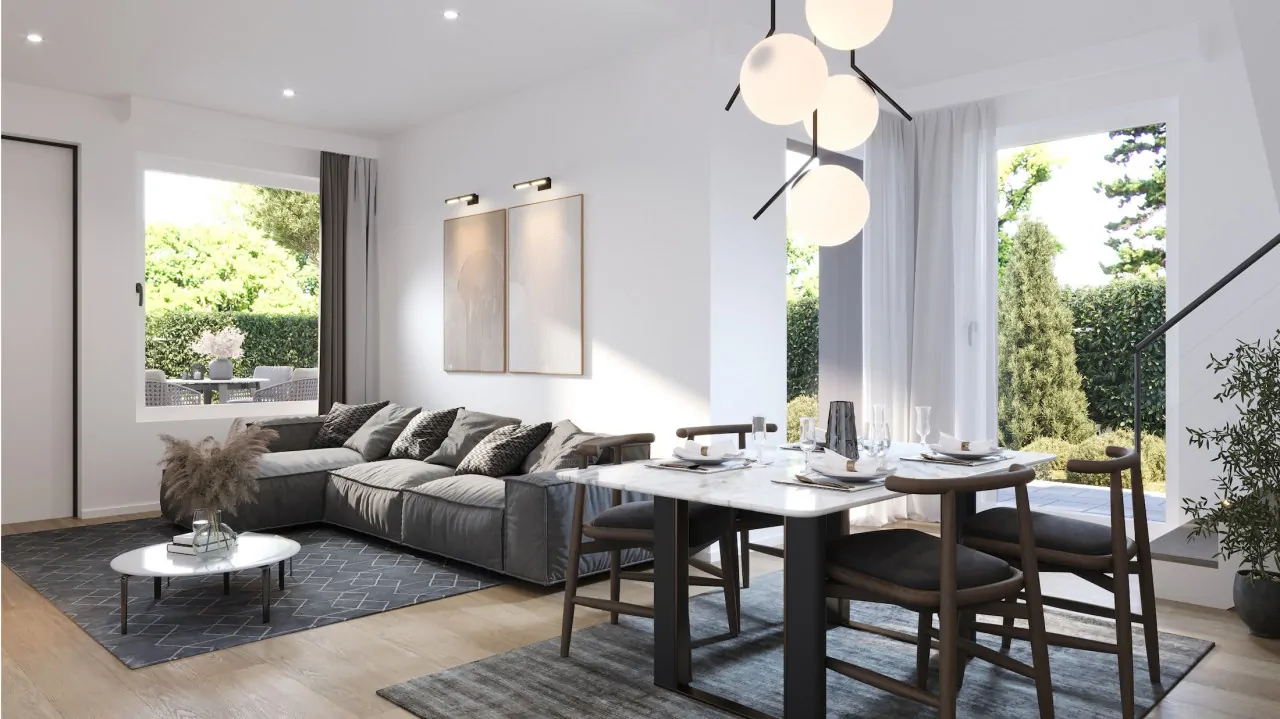 Wohnzimmer mit Ecksofa und Esstisch neben großen Fenstern